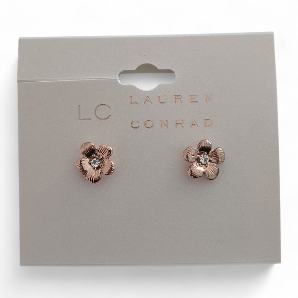 LC Lauren Conrad Gold Floral Stud‎ Earrings